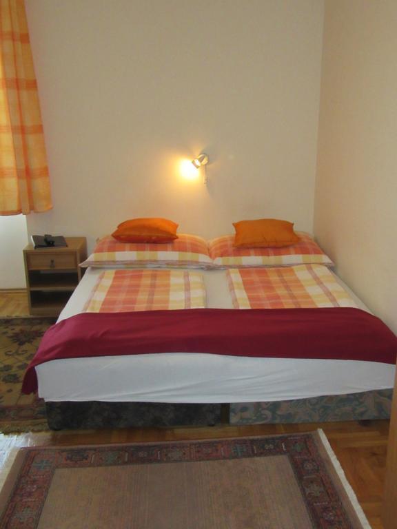 Suele Apartments & Rooms Balatonfured Room photo