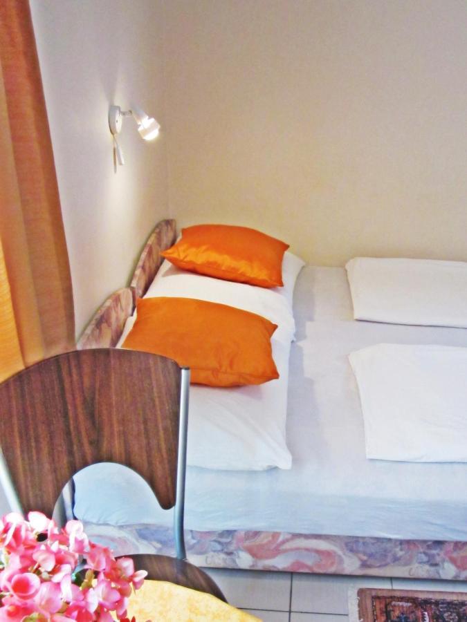 Suele Apartments & Rooms Balatonfured Exterior photo