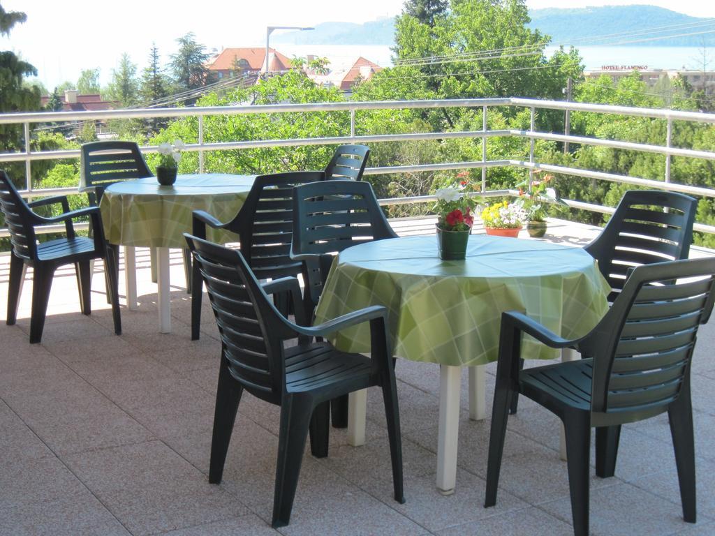 Suele Apartments & Rooms Balatonfured Room photo