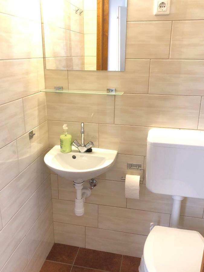Suele Apartments & Rooms Balatonfured Exterior photo
